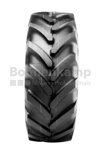 Pneu 11L R 16, XM 27